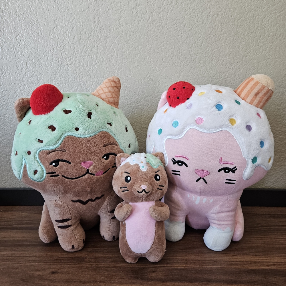 Ice Cream Cat Plush Set